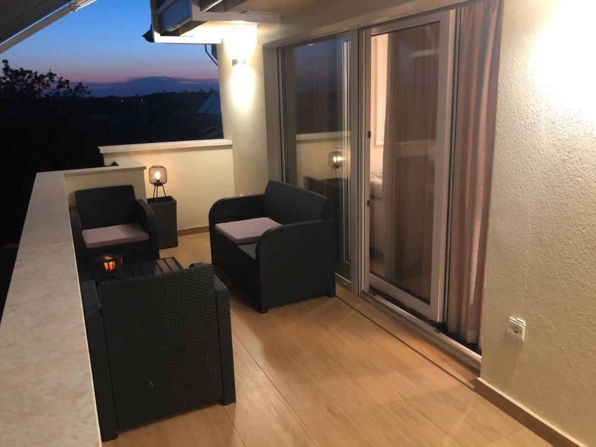 Sunny Apartment Ana 梅杜林 外观 照片